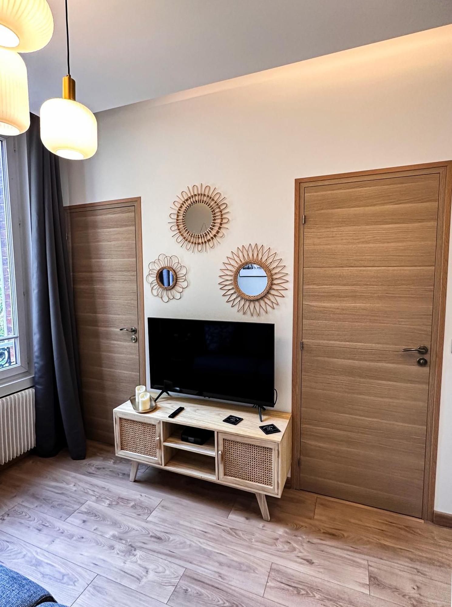 L'Echappee Compiegnoise Apartment กงเปียญ ภายนอก รูปภาพ